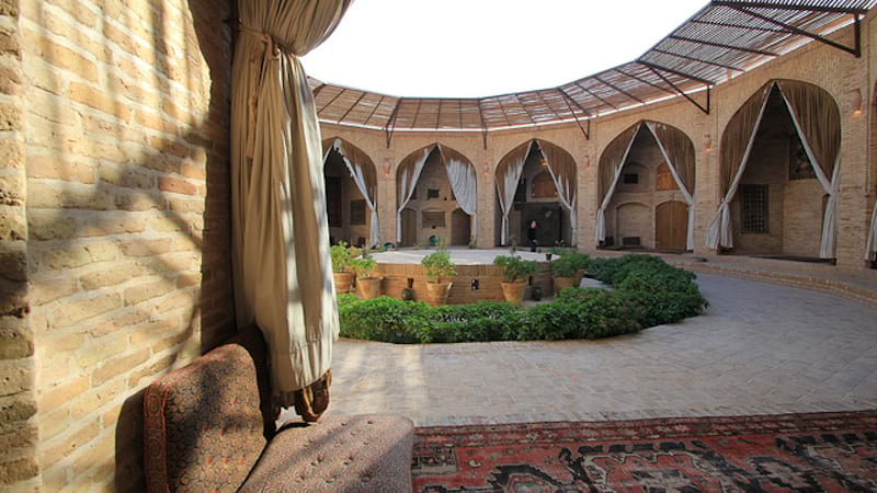 zein al din carvansaray inside exciting place in near yazd